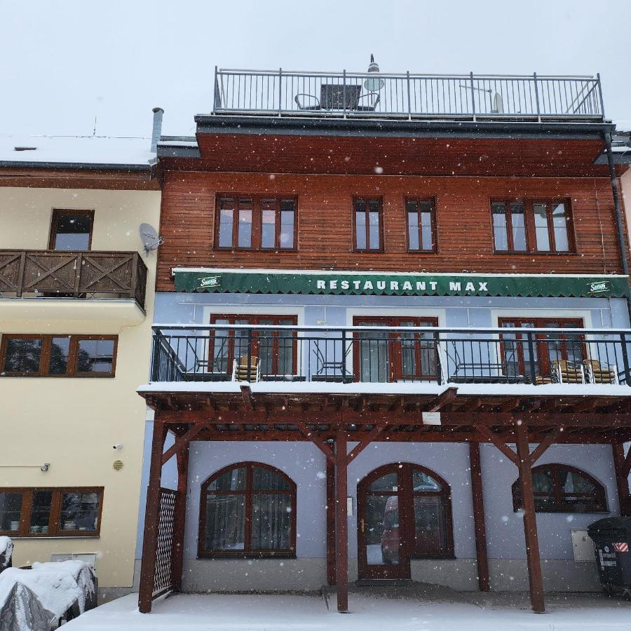 Ubytovani U Maxe Lipno nad Vltavou Ngoại thất bức ảnh